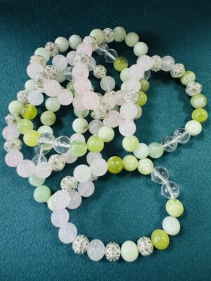 Xiuyu, pink crystal, white crystal Xiuyuqing milk cap bracelet!
